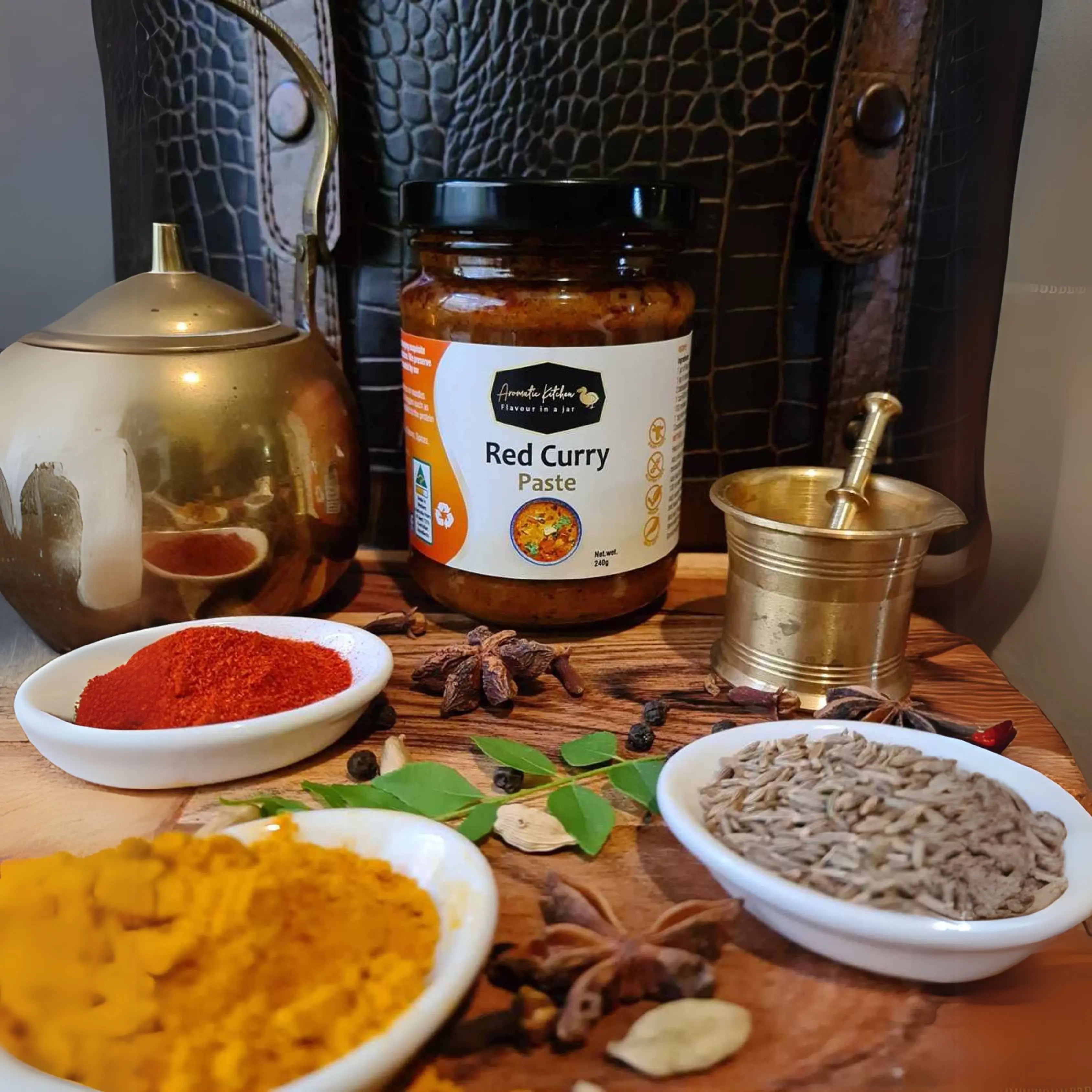 Aromatic Kitchen Red Curry Paste – Spicy and aromatic curry base
